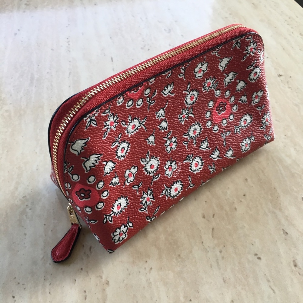 Coach Pouch